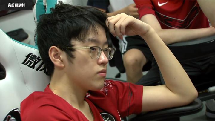  Faker爆冷击败尤文图斯，高光表现引爆全场！